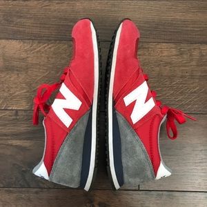 New Balance 420 Cherry Red Size 6.5 (fits like 6)